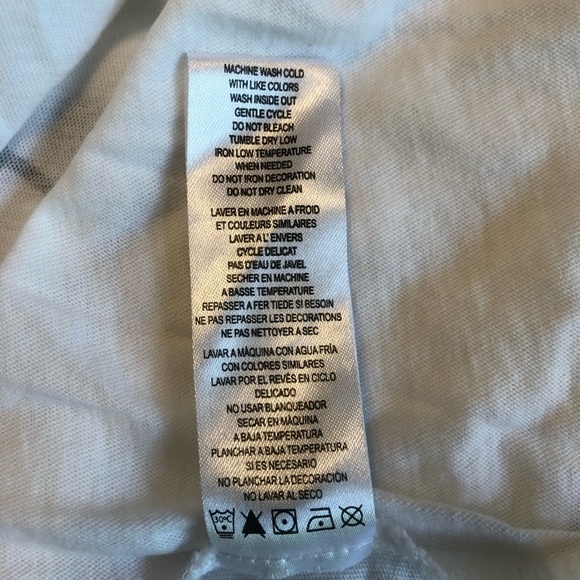 Juicy Couture V-Neck Ruffled Graphic Tee Shirt White - Picture 7 of 7